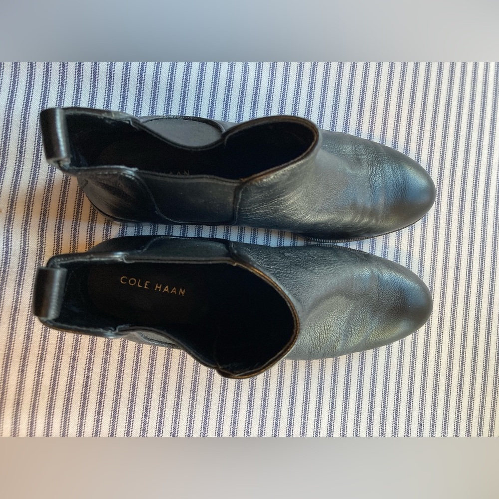 NEW without box Cole Haan Women’s Black Leather Chelsea Ankle Boots - Size 7 - Picture 4 of 8